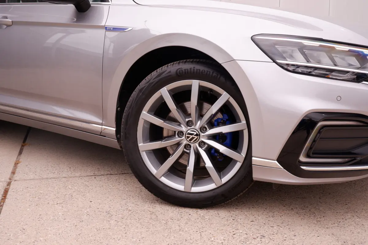 1.4 TSI PHEV GTE Business | Pano | Elek. Trekhaak | Head-Up | Carplay | LED | Camera | Navi | Alcantara