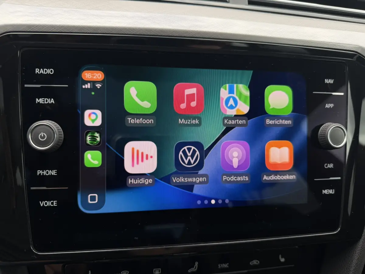 1.4 TSI PHEV GTE Business | Pano | Elek. Trekhaak | Head-Up | Carplay | LED | Camera | Navi | Alcantara