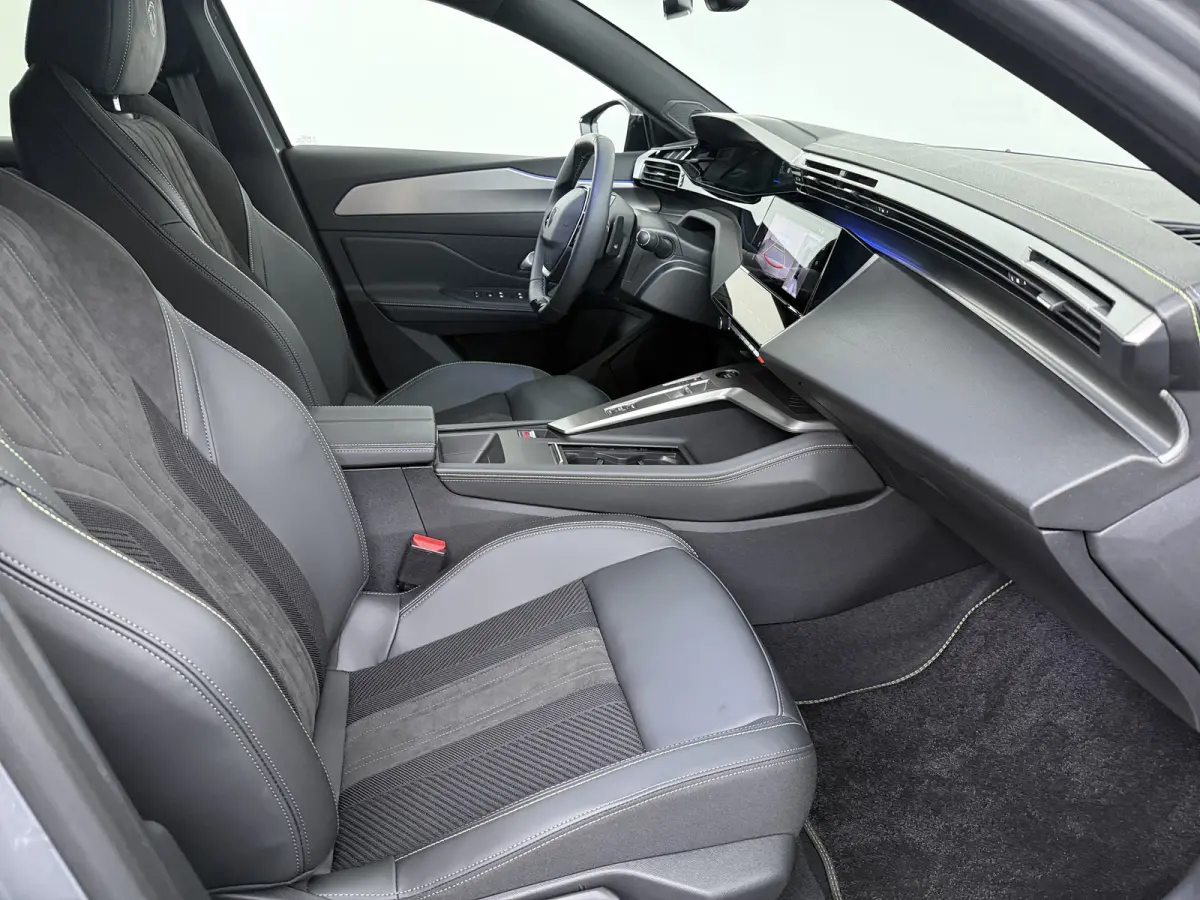 GT 54 kWh Automaat | Bekleding Alcantara/kunstleder