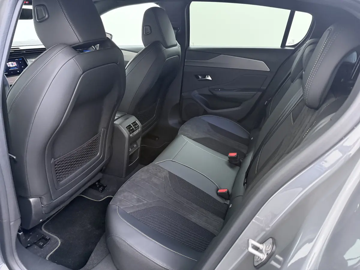 GT 54 kWh Automaat | Bekleding Alcantara/kunstleder