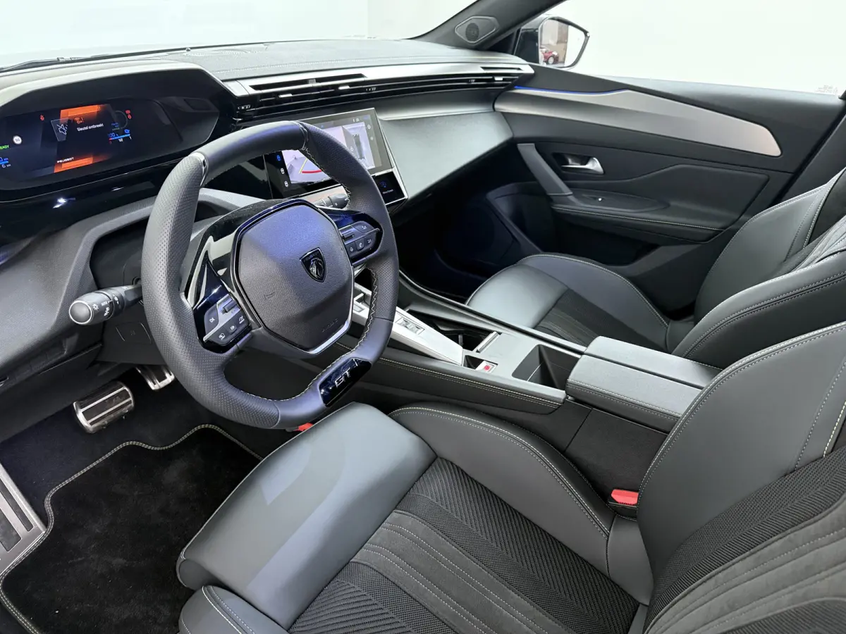 GT 54 kWh Automaat | Bekleding Alcantara/kunstleder