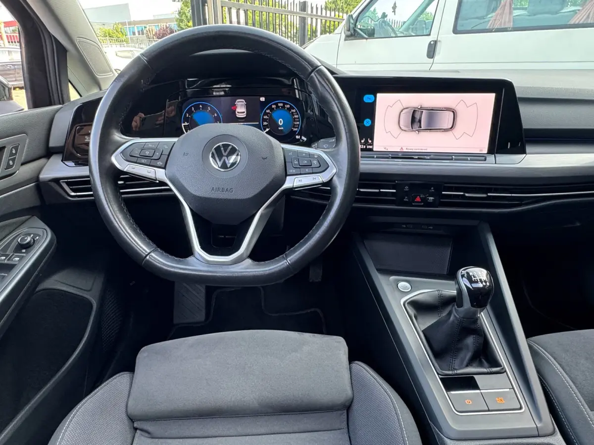 1.5 TSI Highline Business R | Met o.a. stoelverwarming, cruise control, climate control, panoramadak en PDC!