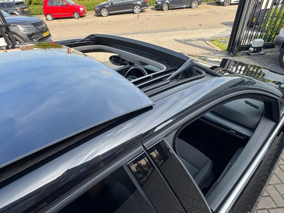 1.5 TSI Highline Business R | Met o.a. stoelverwarming, cruise control, climate control, panoramadak en PDC!