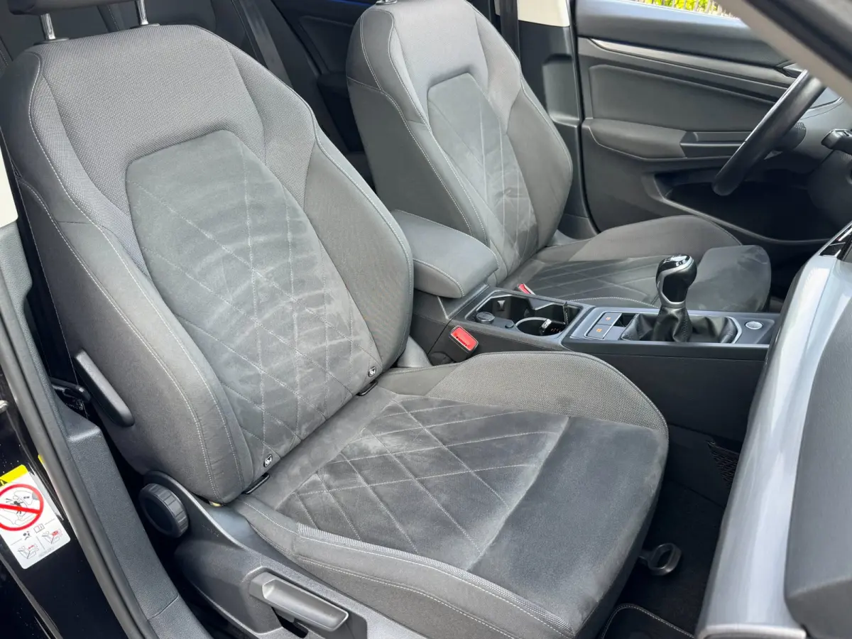 1.5 TSI Highline Business R | Met o.a. stoelverwarming, cruise control, climate control, panoramadak en PDC!