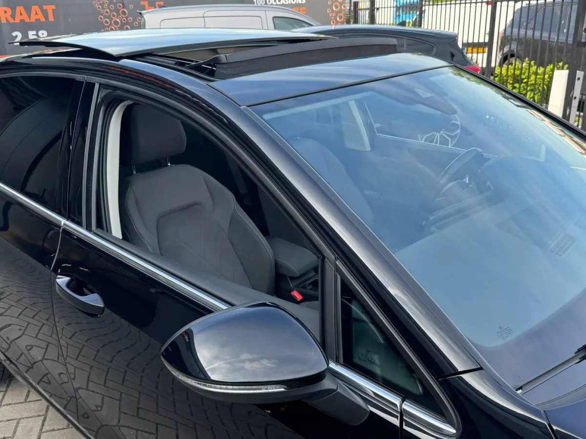 1.5 TSI Highline Business R | Met o.a. stoelverwarming, cruise control, climate control, panoramadak en PDC!