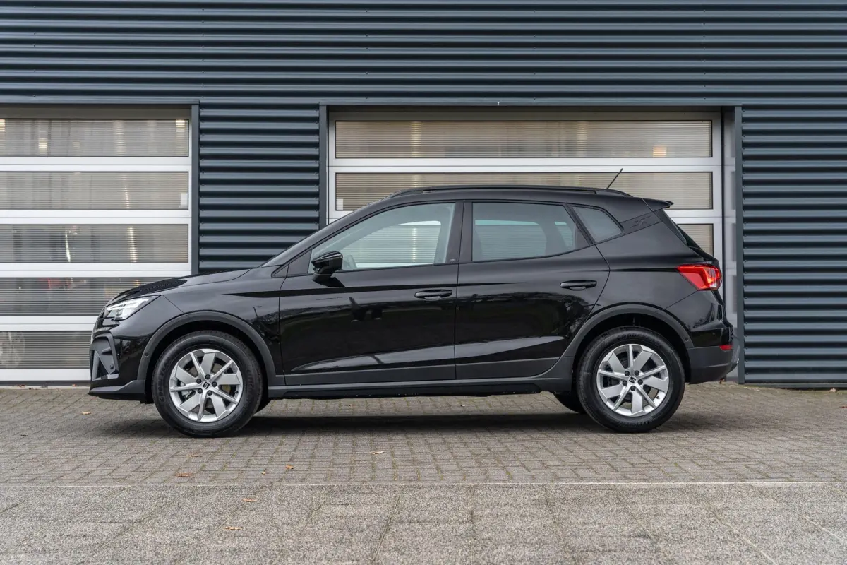 1.0 EcoTSI 95pk FR Business Connect | Achteruitrijcamera | Cruise Control Adaptief | Stoelverwarming