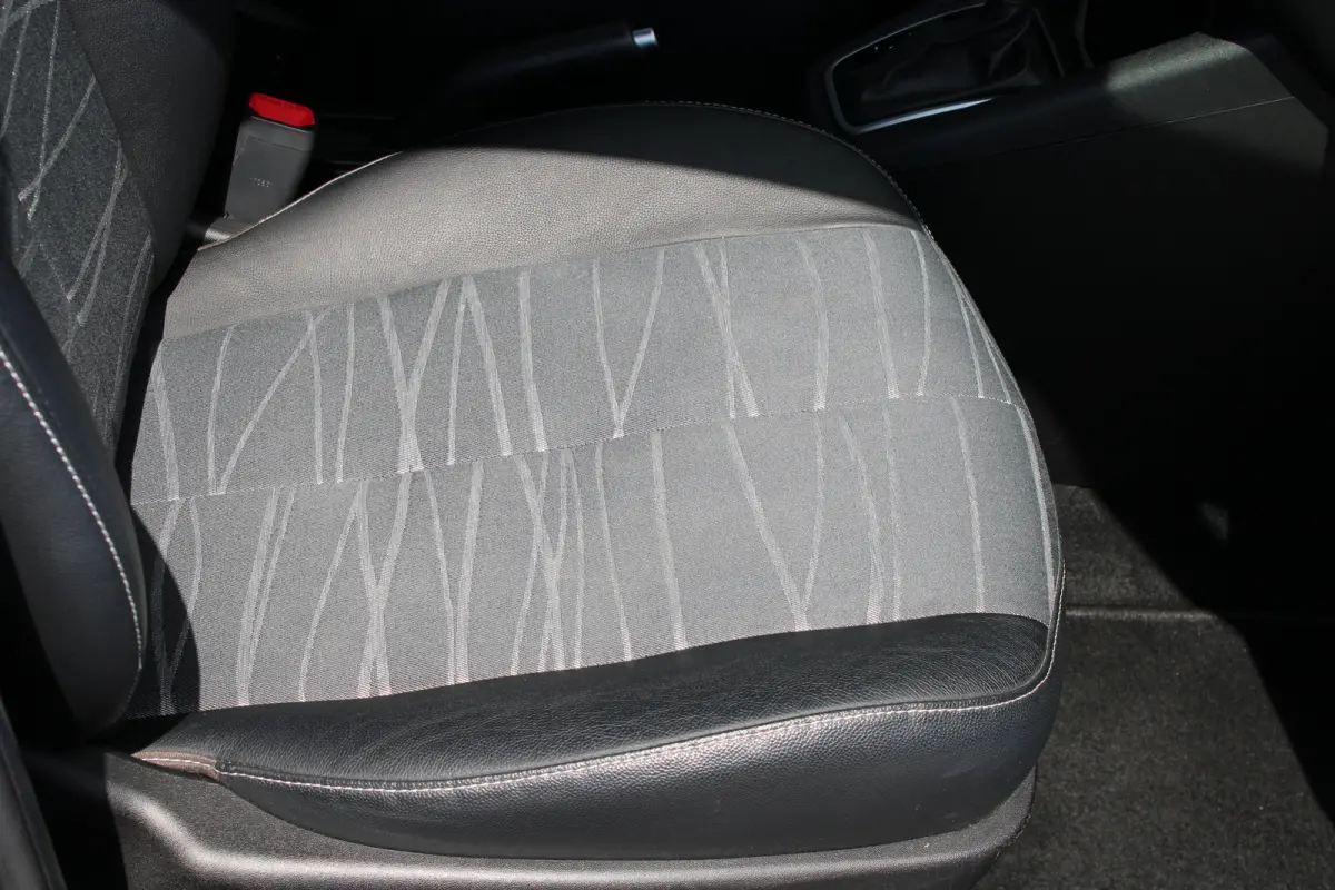1.6 CVVT DynamicPLusLine | Automaat | Navigatie | Camera | Stoelverwarming | Trekhaak | Lichtmetaal | 37.000km |