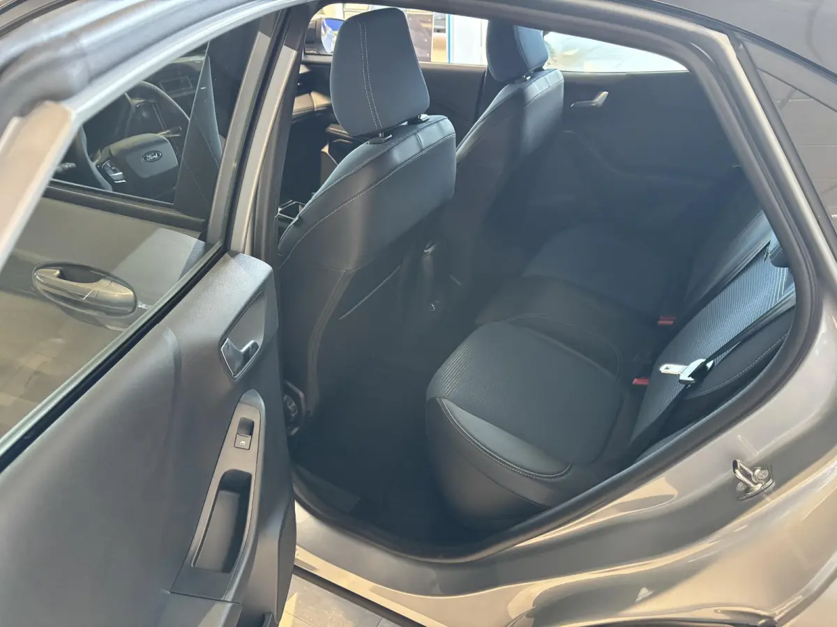BlueCruise Edition 47 kWh | Adaptive Cruise Control i.c.m. BlueCruise | Matrix koplampen | Stoel/stuur voorruitverwarming | B&O | Elek. klep | €4400 Ford Voordeel |