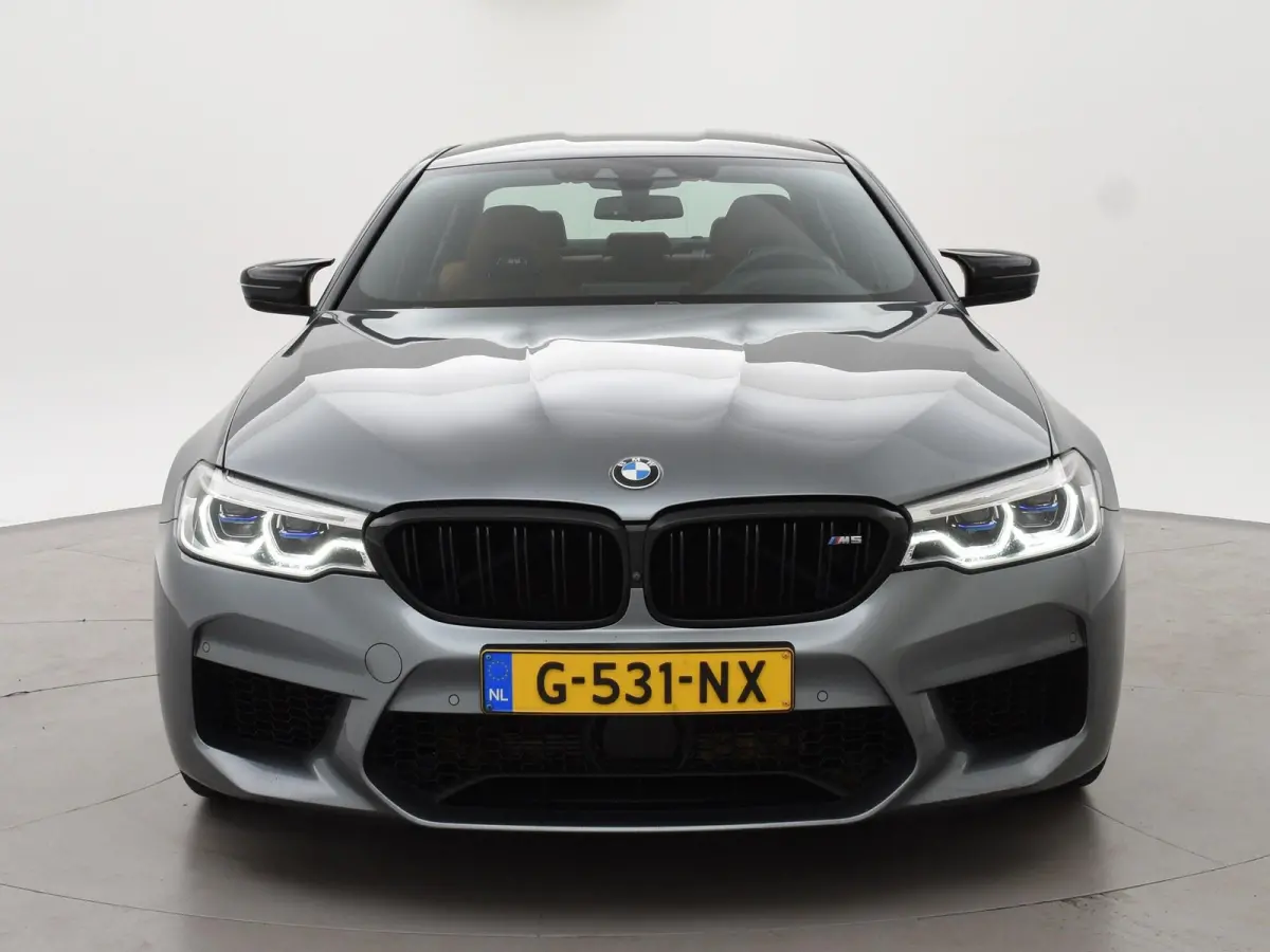 M5 COMPETITION 625 PK ORIG. NL BTW + B&W | HEAD-UP | KERAMISCH | ADAPTIVE CRUISE | SCHERMEN ACHTERIN