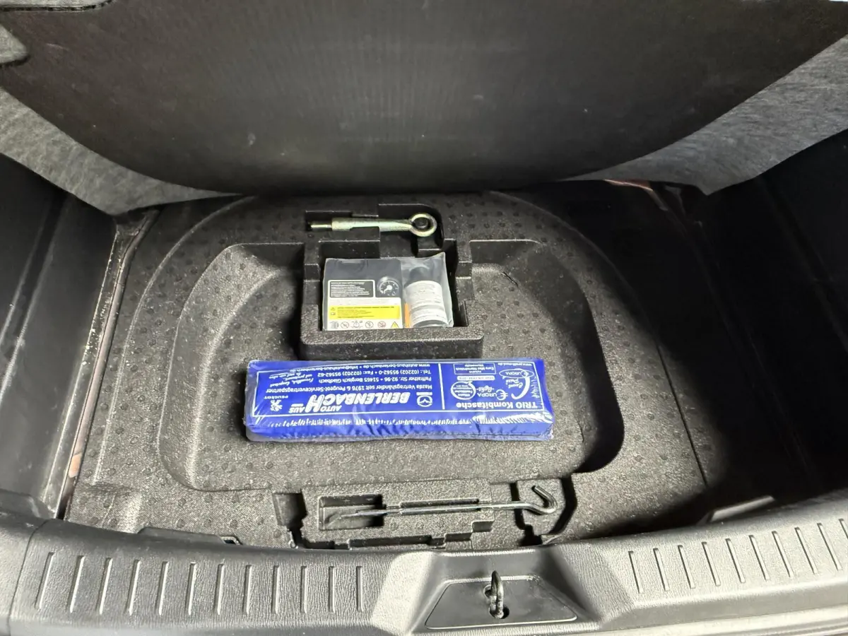 2.0 SkyActiv-G 120 SkyLease GT | NAVI | 18” | CARPLAY | CAMERA