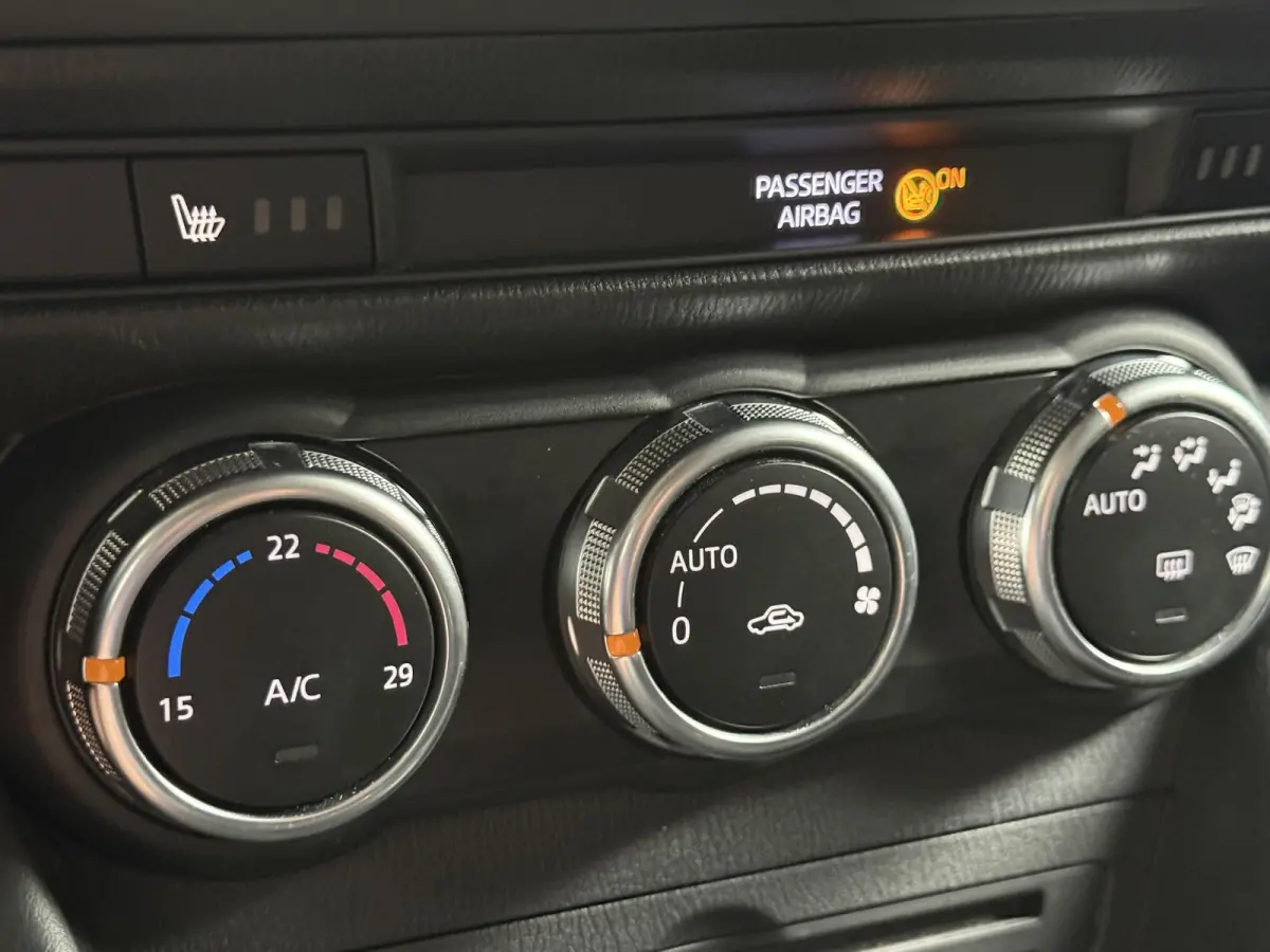 2.0 SkyActiv-G 120 SkyLease GT | NAVI | 18” | CARPLAY | CAMERA