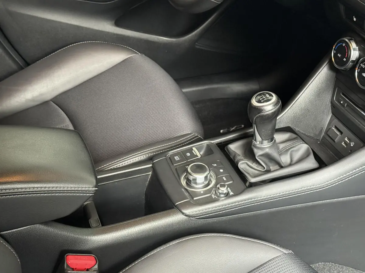 2.0 SkyActiv-G 120 SkyLease GT | NAVI | 18” | CARPLAY | CAMERA