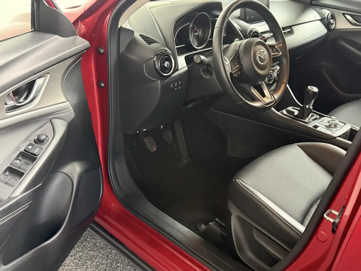 2.0 SkyActiv-G 120 SkyLease GT | NAVI | 18” | CARPLAY | CAMERA