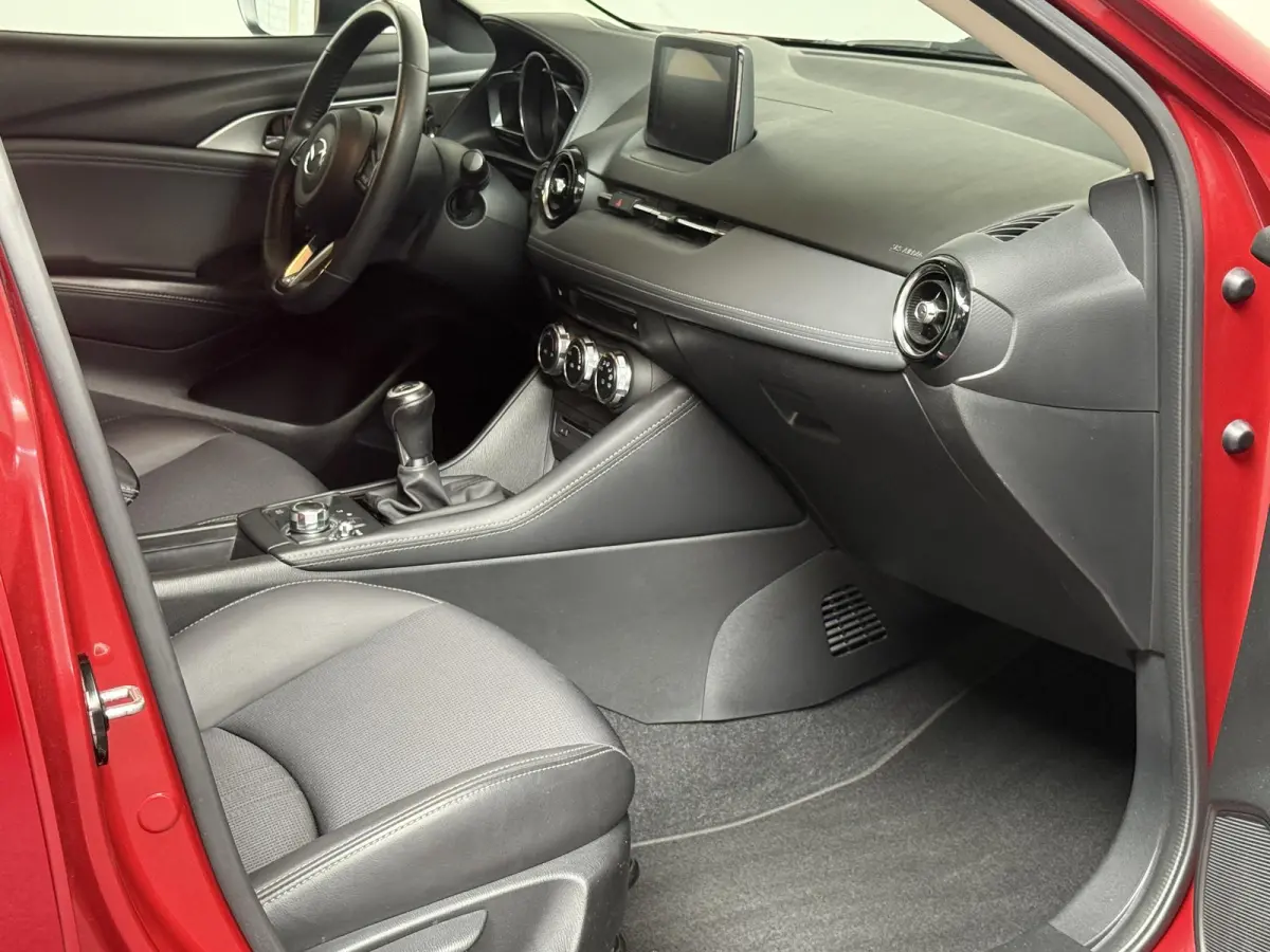 2.0 SkyActiv-G 120 SkyLease GT | NAVI | 18” | CARPLAY | CAMERA