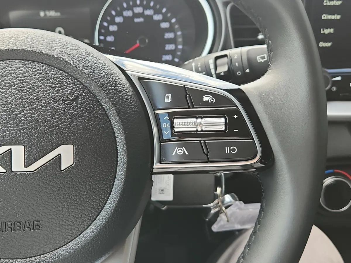 1.0 T-GDi ComfortLine | Camera | Navi | Apple Carplay | Android Auto | Lichtmetalen Velgen |