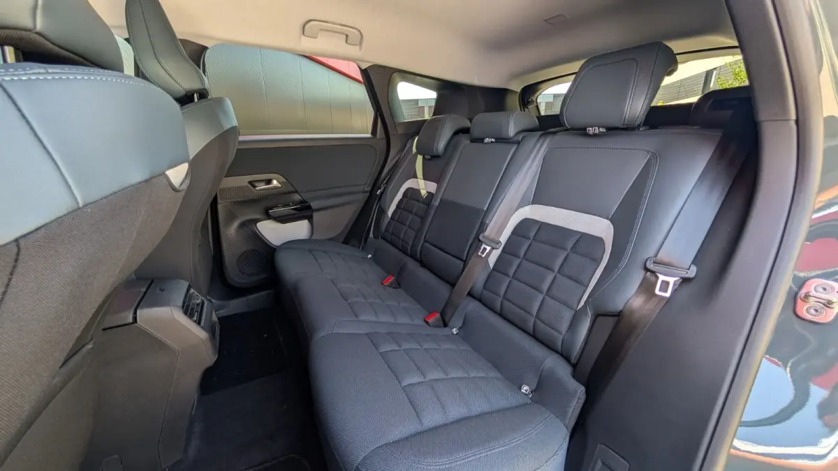 1.2 Hybrid 145 Business | 360° Camera | Adaptive Cruise Control | Elektrische achterklep Automaat