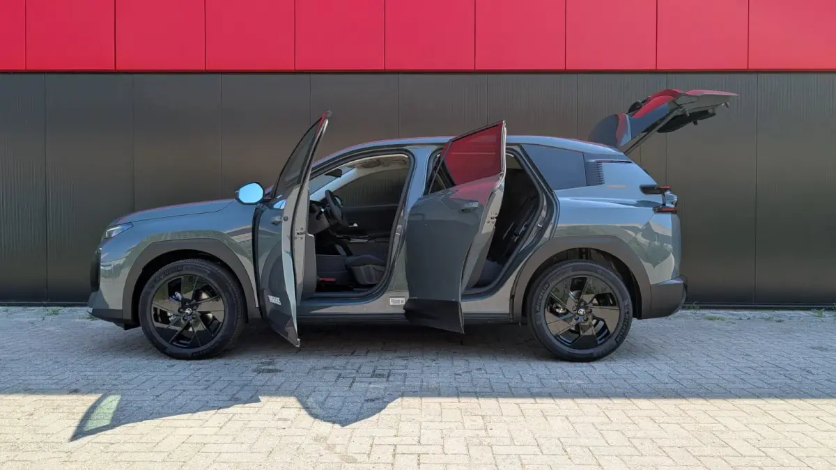 1.2 Hybrid 145 Business | 360° Camera | Adaptive Cruise Control | Elektrische achterklep Automaat