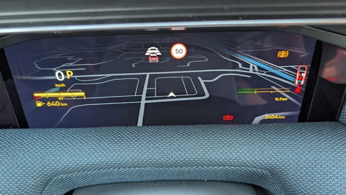 1.2 Hybrid 145 Business | 360° Camera | Adaptive Cruise Control | Elektrische achterklep Automaat