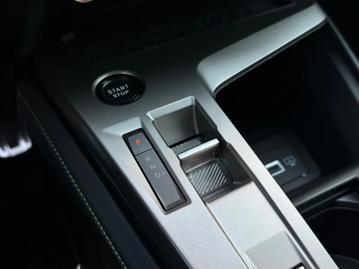 GT 54 kWh | 360° Camera | AGR Comfort stoelen | GT Automaat | Bekleding Alcantara/kunstleder