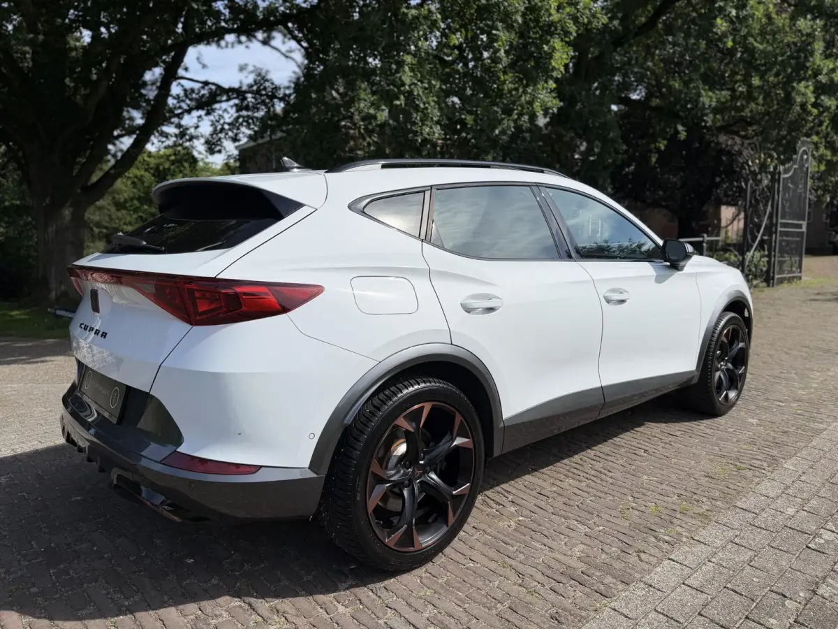 1.4 e-Hybrid VZ Performance | Copper | | Pano | SOH 95,3% | 360 | Memory | BTW |