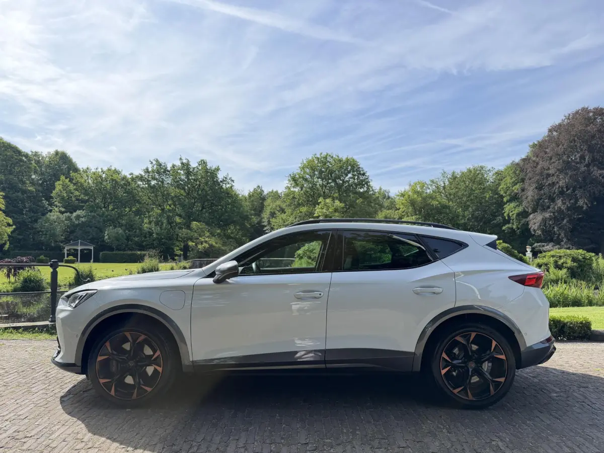 1.4 e-Hybrid VZ Performance | Copper | | Pano | SOH 95,3% | 360 | Memory | BTW |