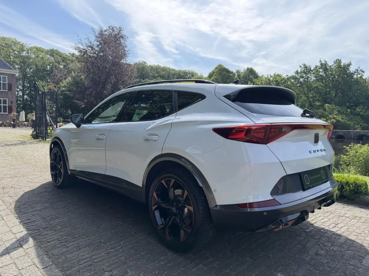1.4 e-Hybrid VZ Performance | Copper | | Pano | SOH 95,3% | 360 | Memory | BTW |