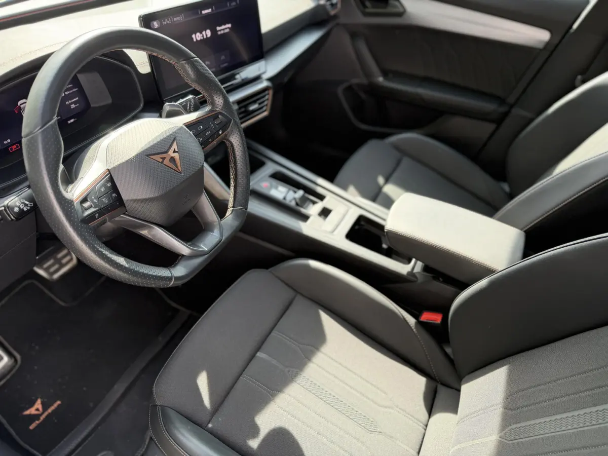 1.4 e-Hybrid VZ Performance | Copper | | Pano | SOH 95,3% | 360 | Memory | BTW |