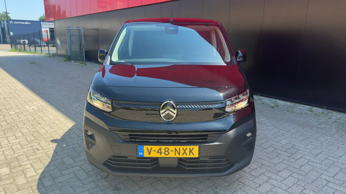 136 L2 50 kWh | Climate Control | Cruise Control | Parkeersensoren