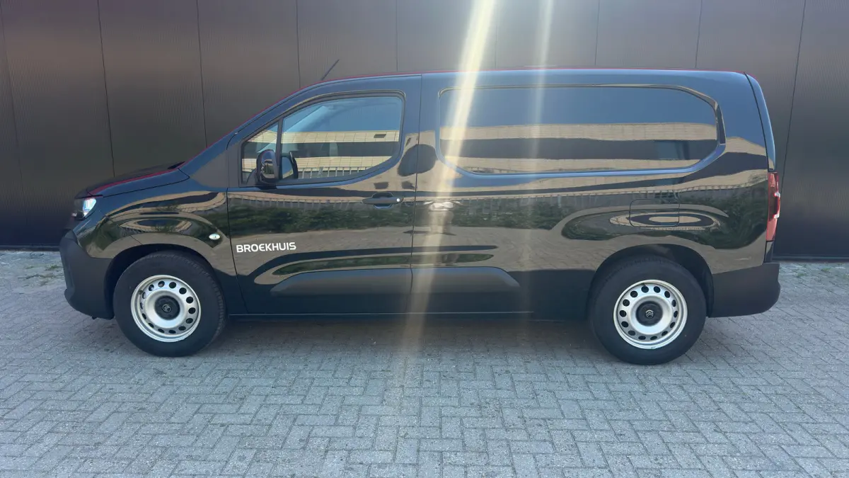 136 L2 50 kWh | Climate Control | Cruise Control | Parkeersensoren