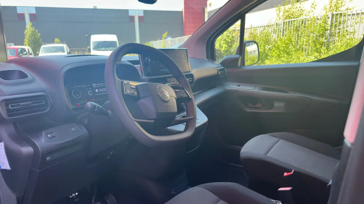 136 L2 50 kWh | Climate Control | Cruise Control | Parkeersensoren