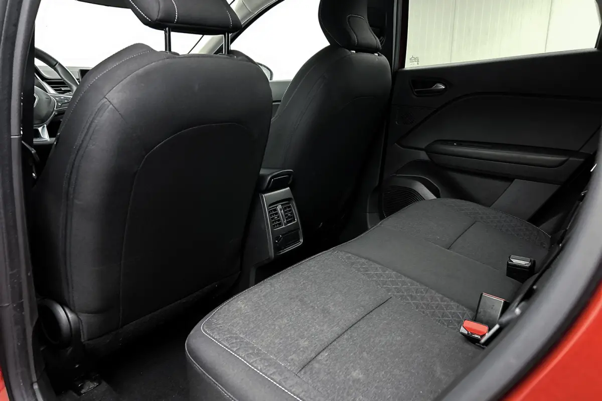 1.0 TCe 90 evolution | Camera | LED | Apple Carplay | Cruise control