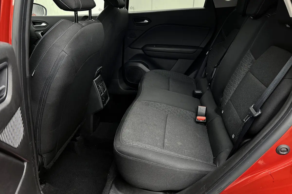 1.0 TCe 90 evolution | Camera | LED | Apple Carplay | Cruise control