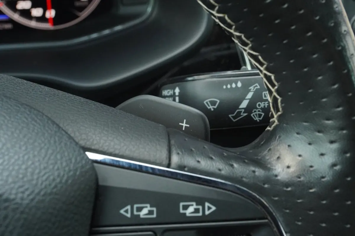 2.0 TSI CUPRA 300 / ORIG-NL / DCC / Virtual / Sfeerverlichting / ParelmoerWit / All-seasons / = ZOMER AKTIE !!