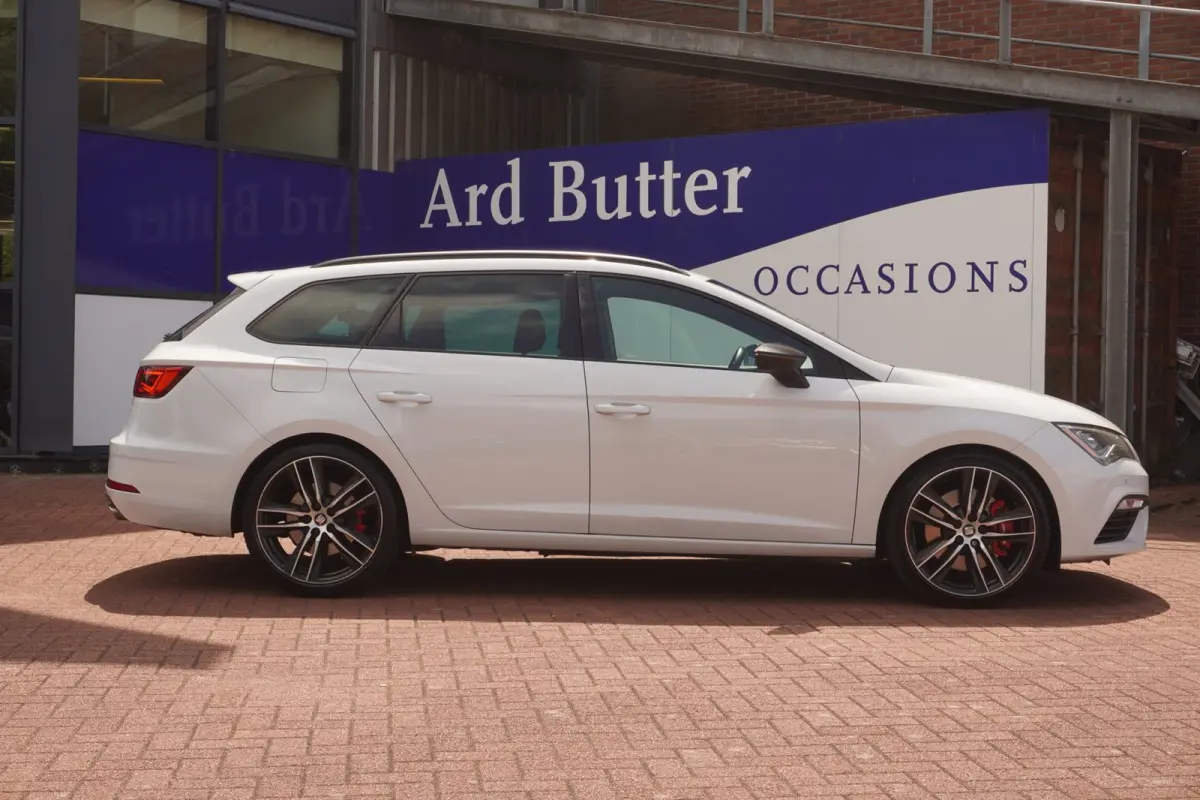 2.0 TSI CUPRA 300 / ORIG-NL / DCC / Virtual / Sfeerverlichting / ParelmoerWit / All-seasons / = ZOMER AKTIE !!