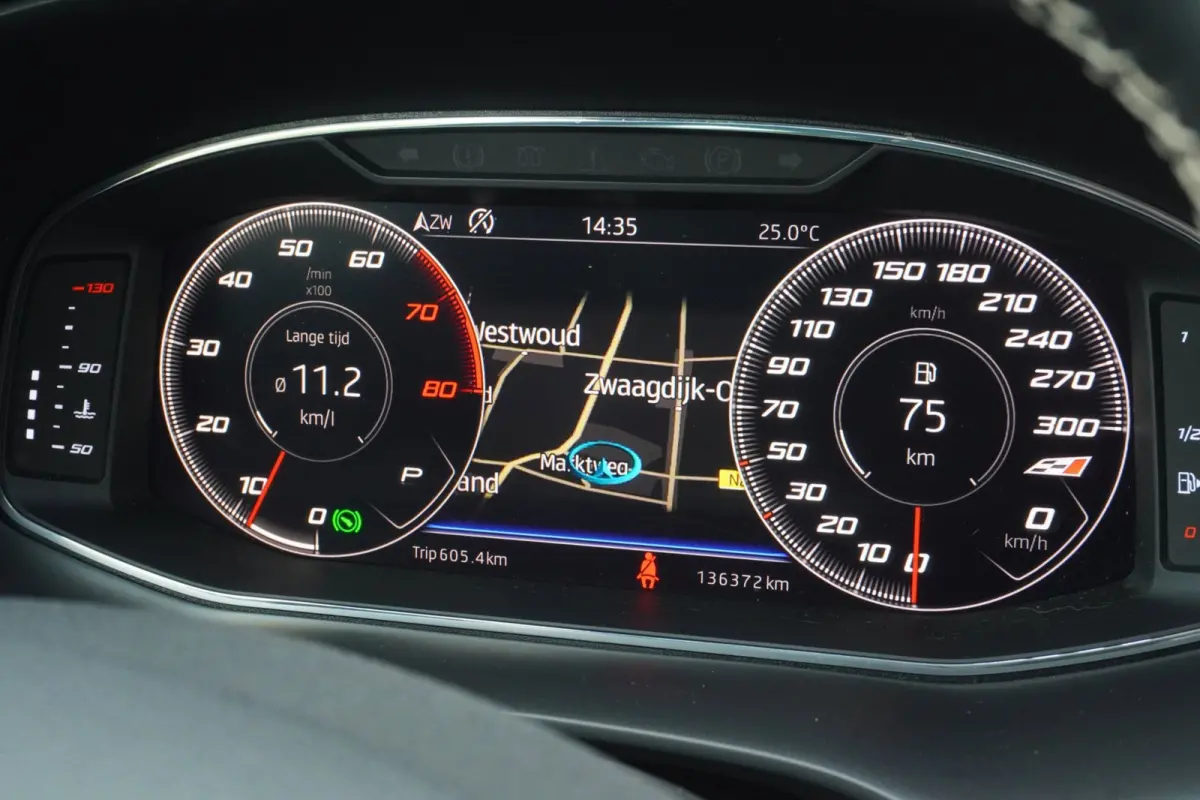 2.0 TSI CUPRA 300 / ORIG-NL / DCC / Virtual / Sfeerverlichting / ParelmoerWit / All-seasons / = ZOMER AKTIE !!