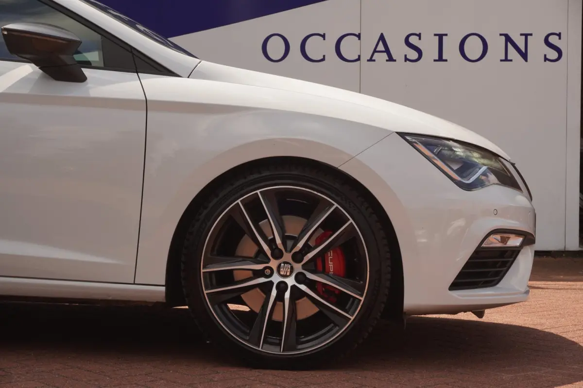 2.0 TSI CUPRA 300 / ORIG-NL / DCC / Virtual / Sfeerverlichting / ParelmoerWit / All-seasons / = ZOMER AKTIE !!