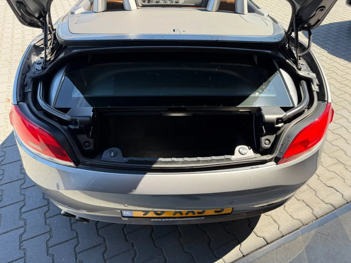 SDrive20i Executive 1 ste eigenaar, org NL auto, sportstoelen