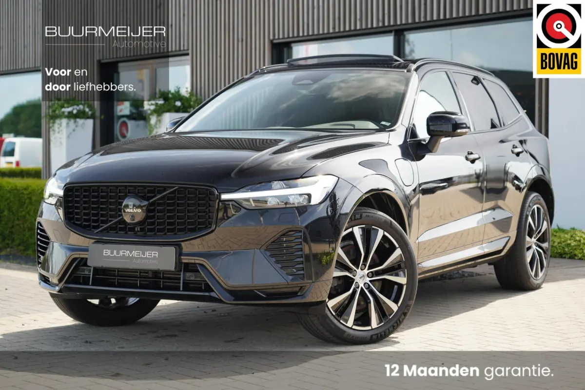 T6 Plug-in hybrid AWD Plus Dark Long Range | Trekhaak | Panoramisch schuif/kanteldak | 360 graden camera | Stoel en stuurwielverwarming | Parkeerverwarming | Adaptieve cruise control incl. B