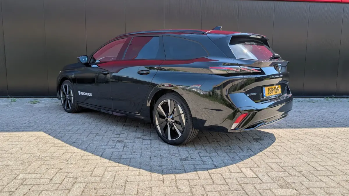 GT 54 kWh | Adaptive Cruise Control | 360° Camera | Stoelverwarming | Stoelmassage