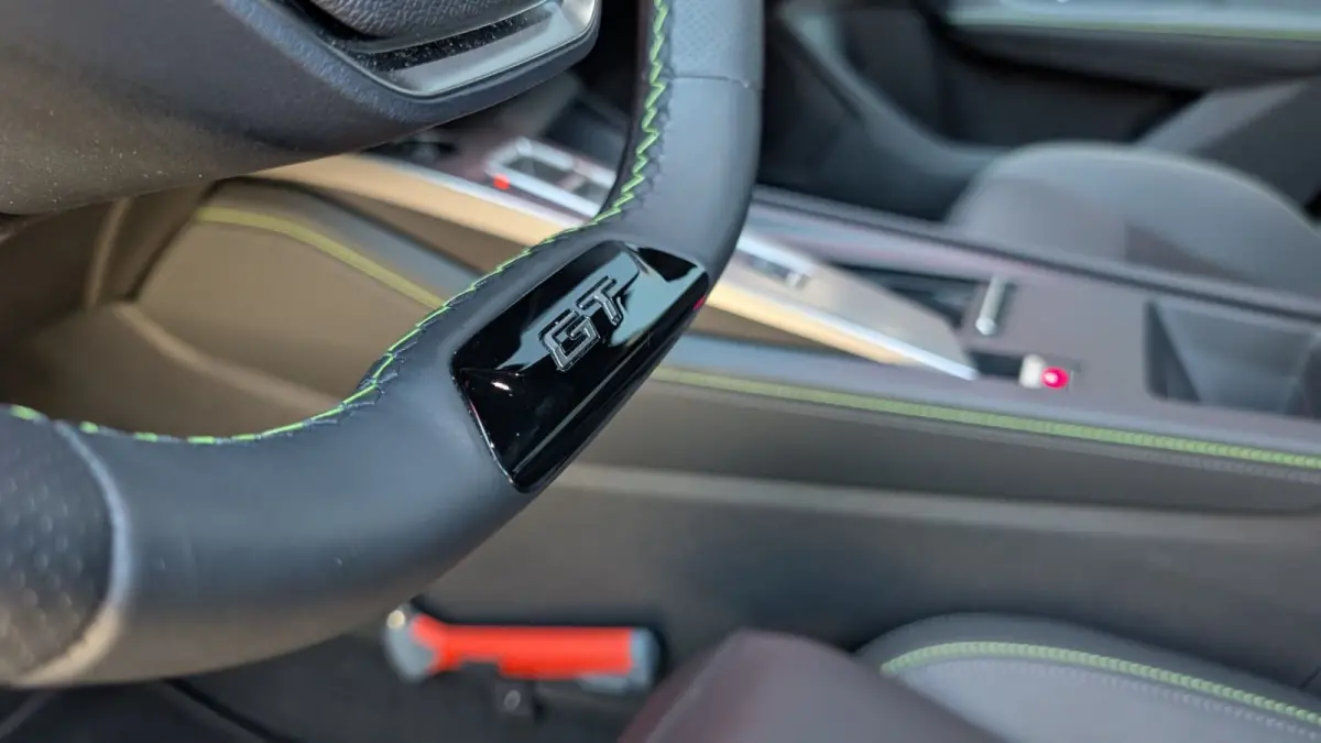 GT 54 kWh | Adaptive Cruise Control | 360° Camera | Stoelverwarming | Stoelmassage