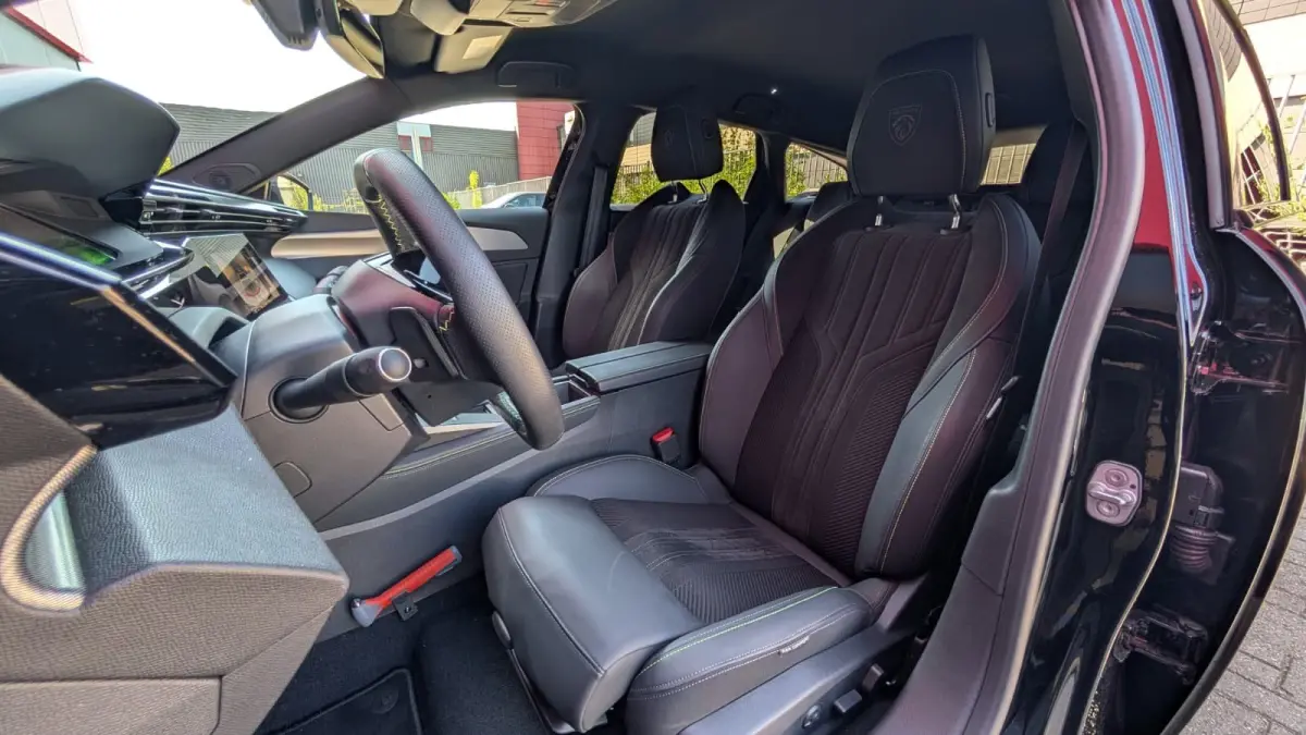 GT 54 kWh | Adaptive Cruise Control | 360° Camera | Stoelverwarming | Stoelmassage