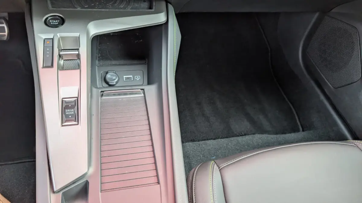 GT 54 kWh | Adaptive Cruise Control | 360° Camera | Stoelverwarming | Stoelmassage