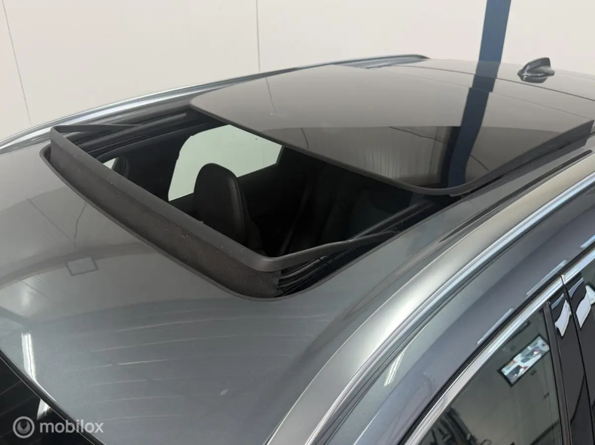 2.0 T8 Twin Engine AWD Inscription PANO / ACC