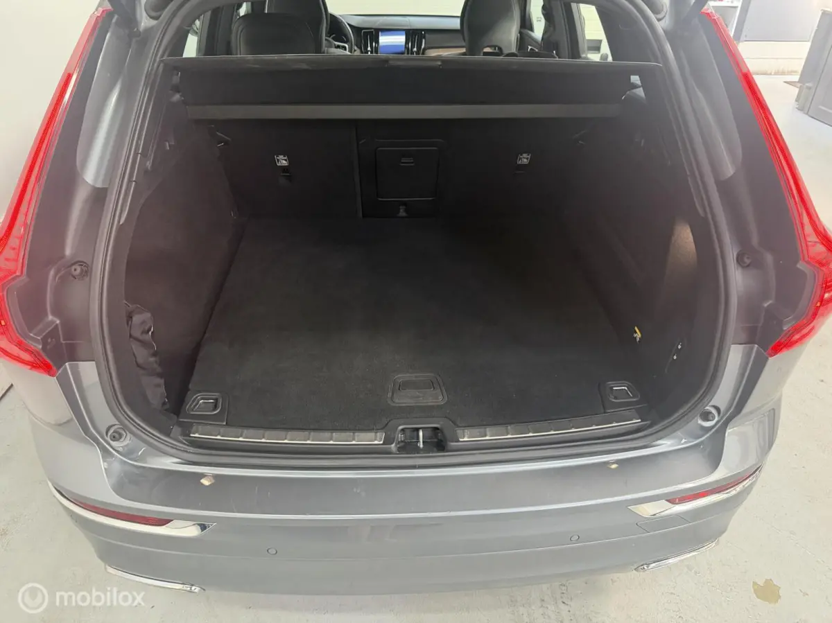 2.0 T8 Twin Engine AWD Inscription PANO / ACC