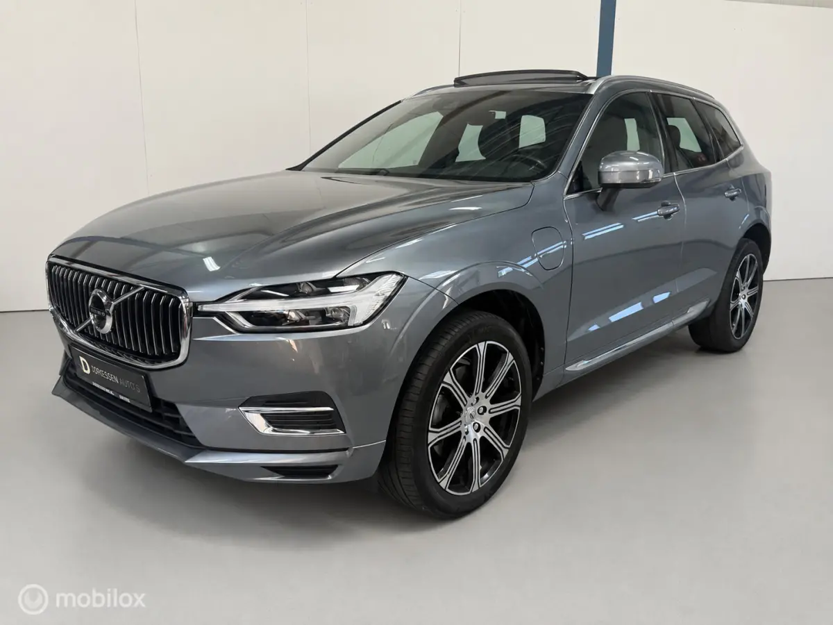 2.0 T8 Twin Engine AWD Inscription PANO / ACC