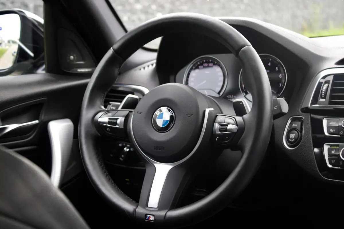 M140i xDrive Edition Shadow High Executive