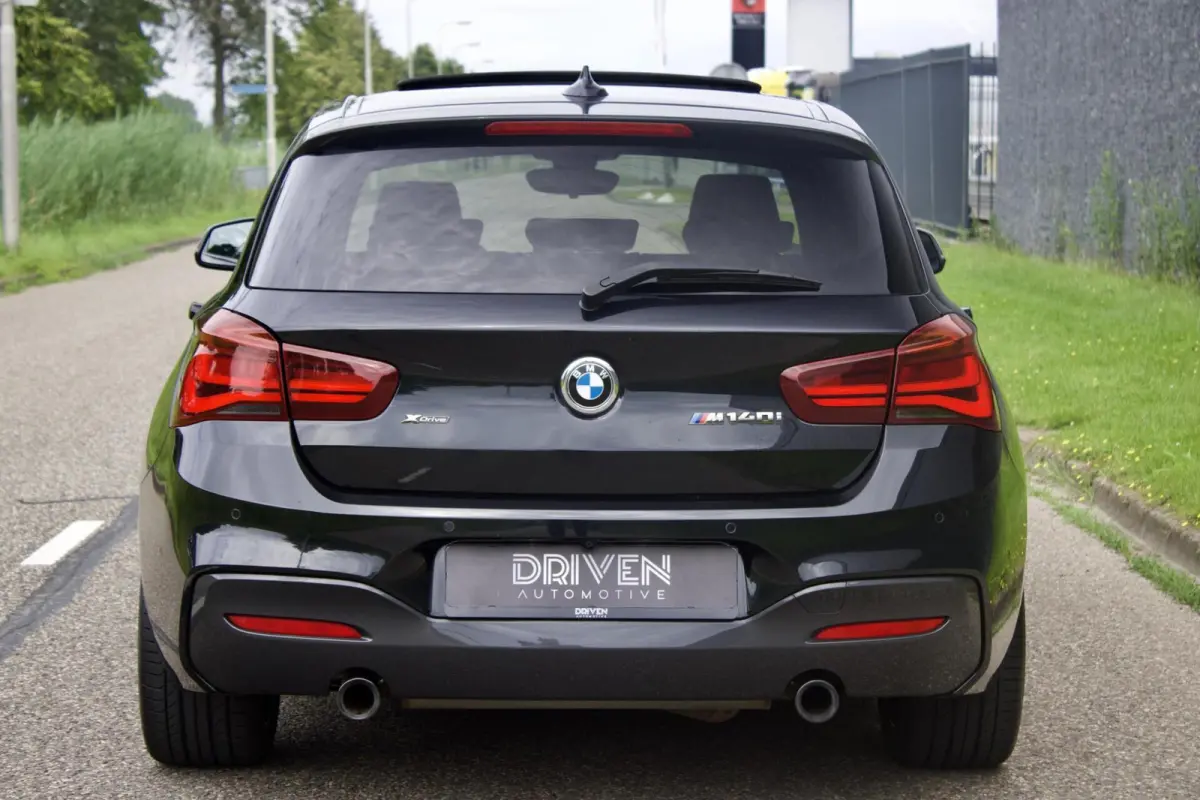 M140i xDrive Edition Shadow High Executive