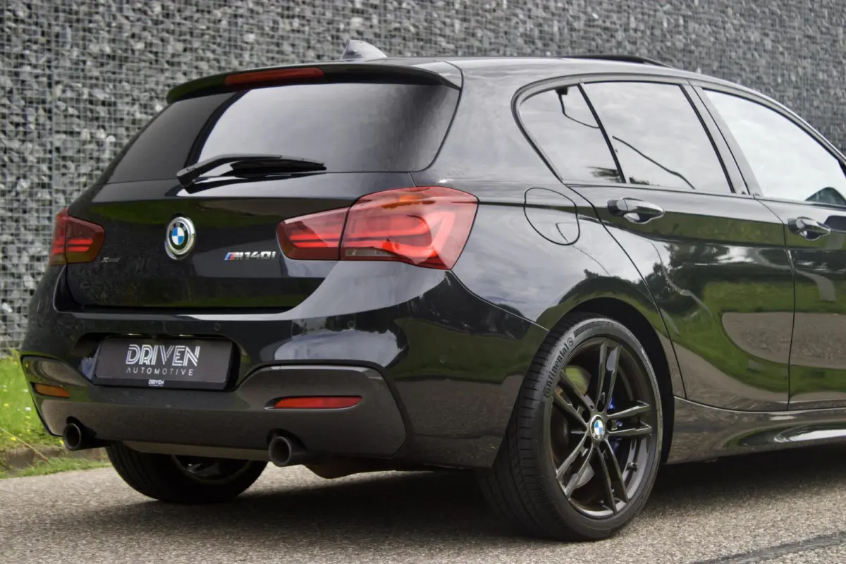M140i xDrive Edition Shadow High Executive