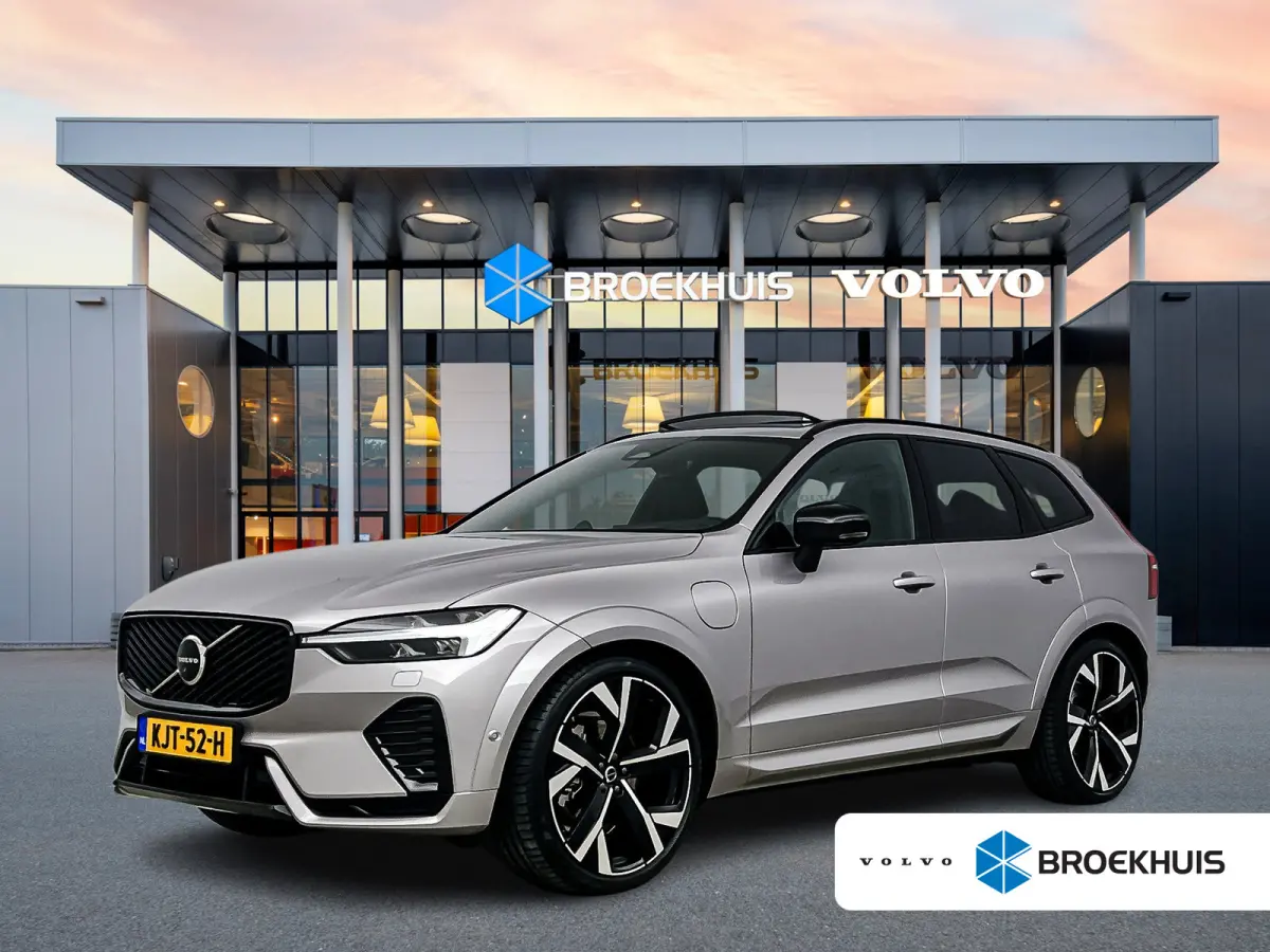 T8 Recharge Ultra Dark Executive | 22" | Heico Diffusor | Getint & Gelamineerd Glas | Alarmklasse 3 | Black Edition Interieur | Luchtvering | Bowers & Wilkins | Geventileerd Nappa | Massages