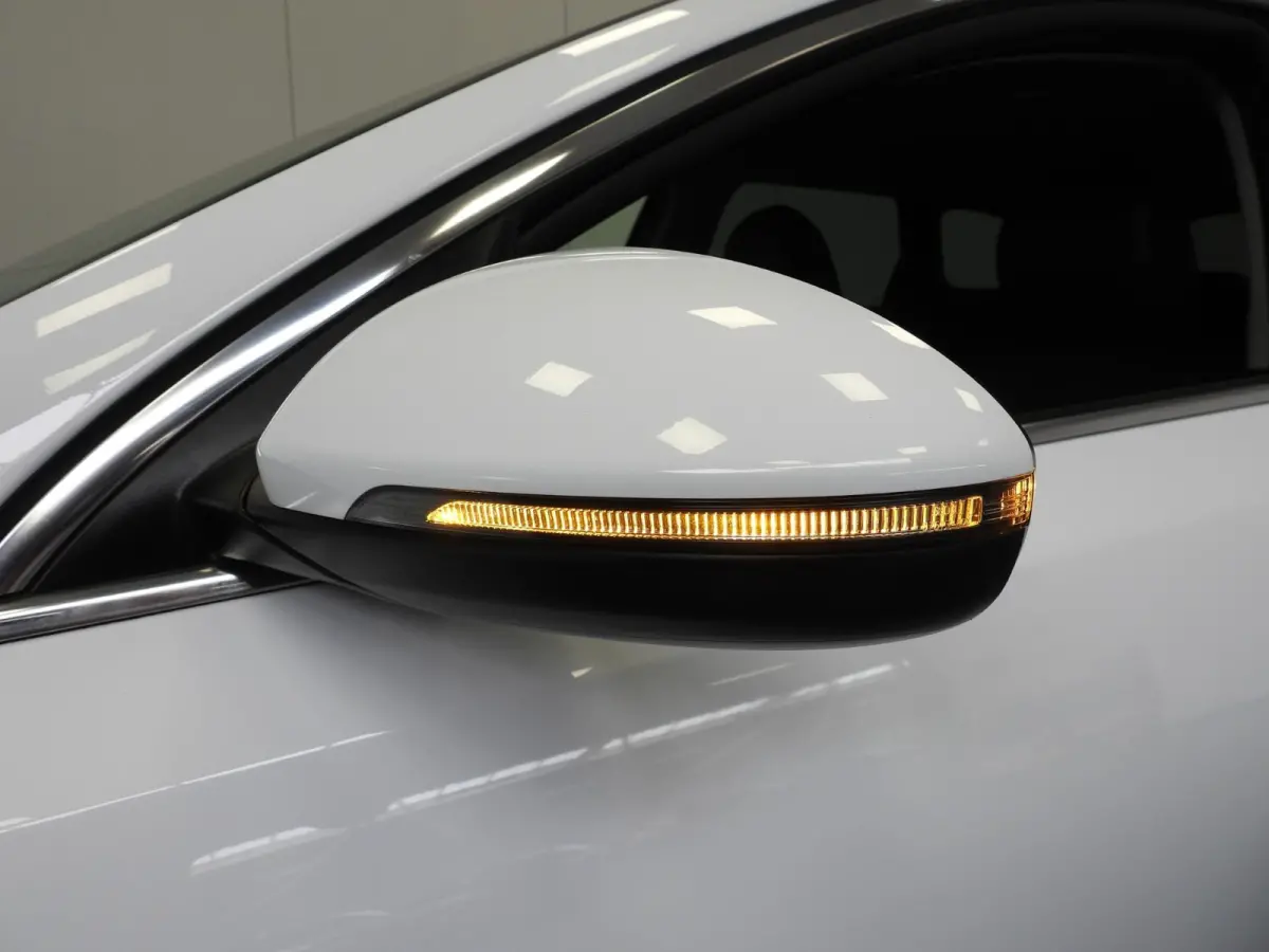 1.6 GDI PHEV Plug-In DynamicPlusLine NAVI/CAMERA.EL.KLEP/LED/16"LMV!